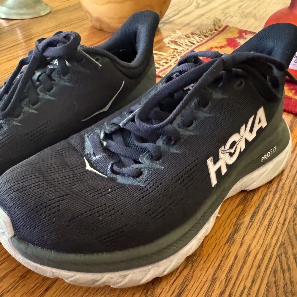 Hoka Profly Mach 4 trainers — women’s 6